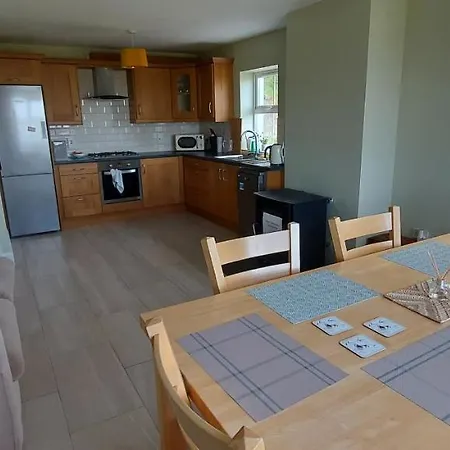 Captivating 3-bed House